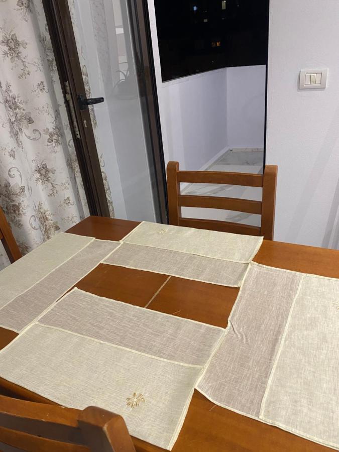 E&B Cosy Apartment Tirana Kültér fotó